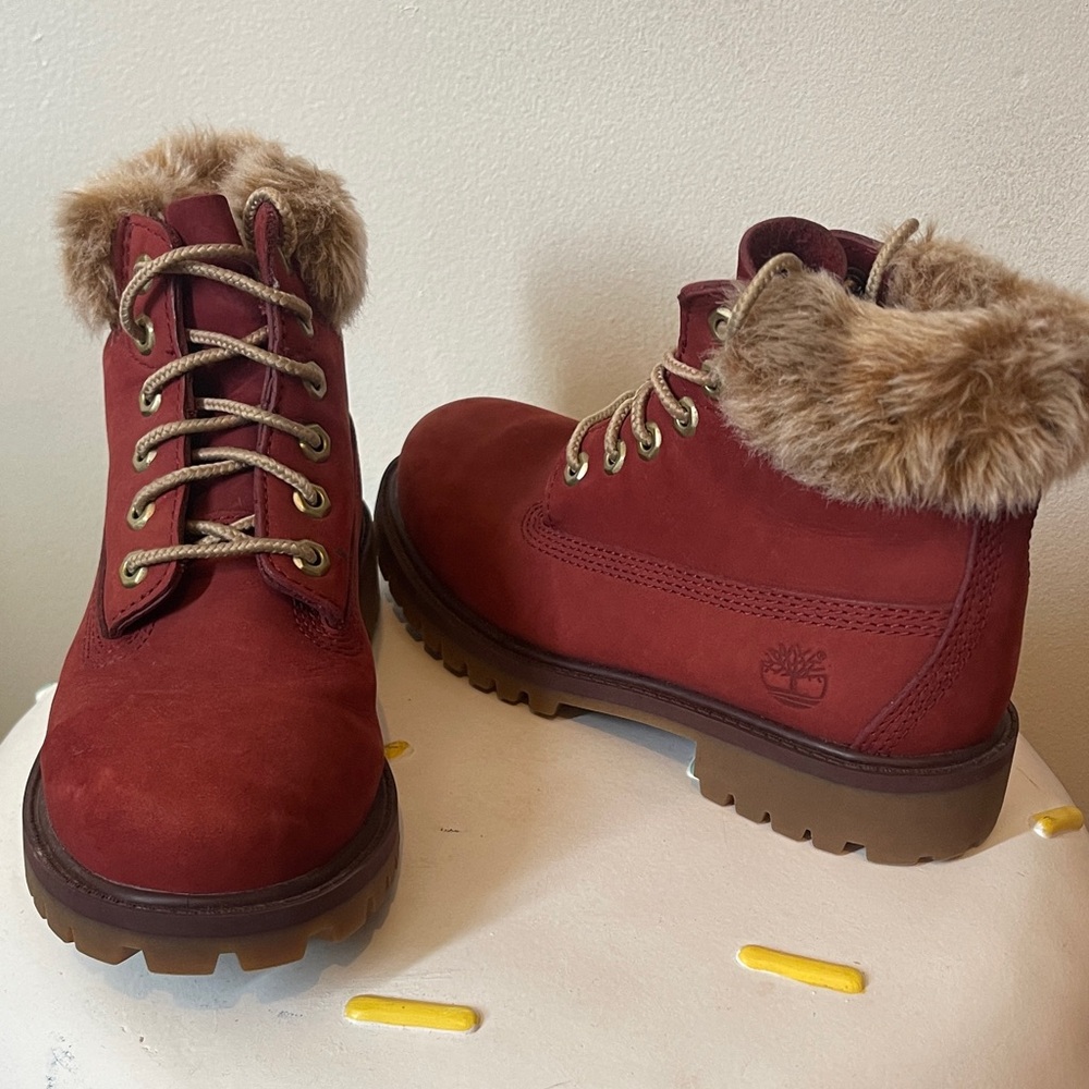 Timberland Burgundy Boots with Faux Fur